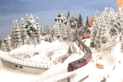 Preview: Staumauer