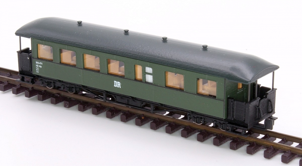 Coffin Lid Coach, split window, green