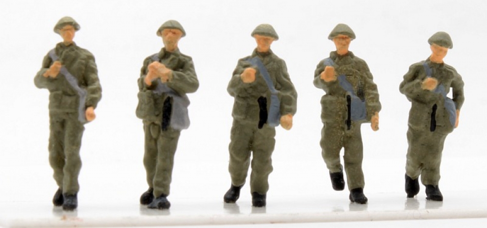 NVA 5 marching soldiers -00-